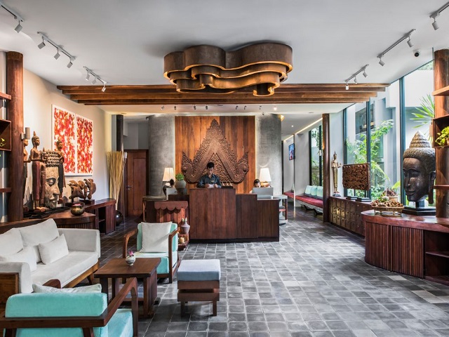 Sokkhak Spa River side