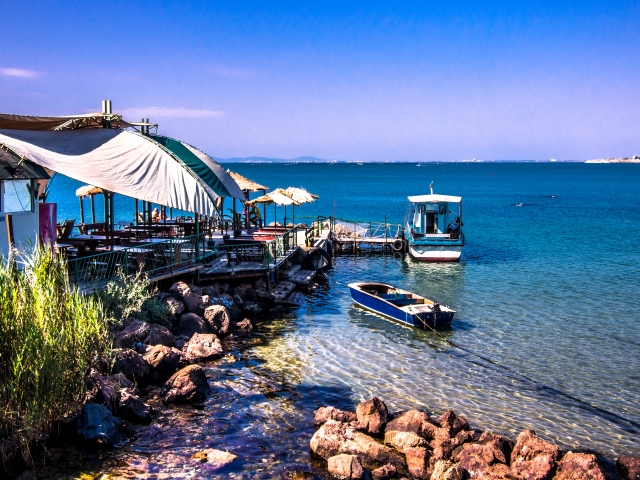 Nessebar Beach Front