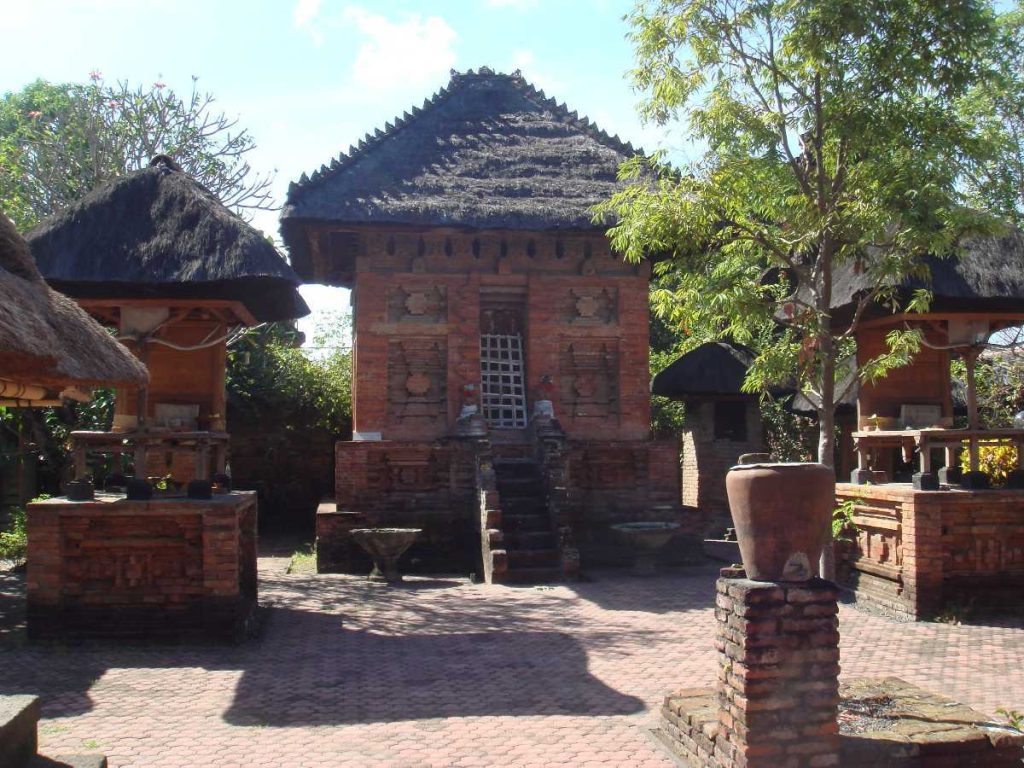 Pura Maospahit in Bali